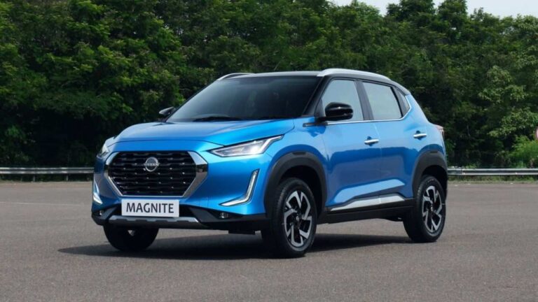 Nissan Magnite EZ-Shift AMT SUV